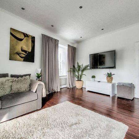 Guestready - Modern 2Br Home On The Royal Mile! إدنبرة المظهر الخارجي الصورة
