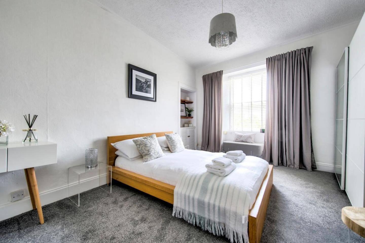 Guestready - Modern 2Br Home On The Royal Mile! إدنبرة المظهر الخارجي الصورة