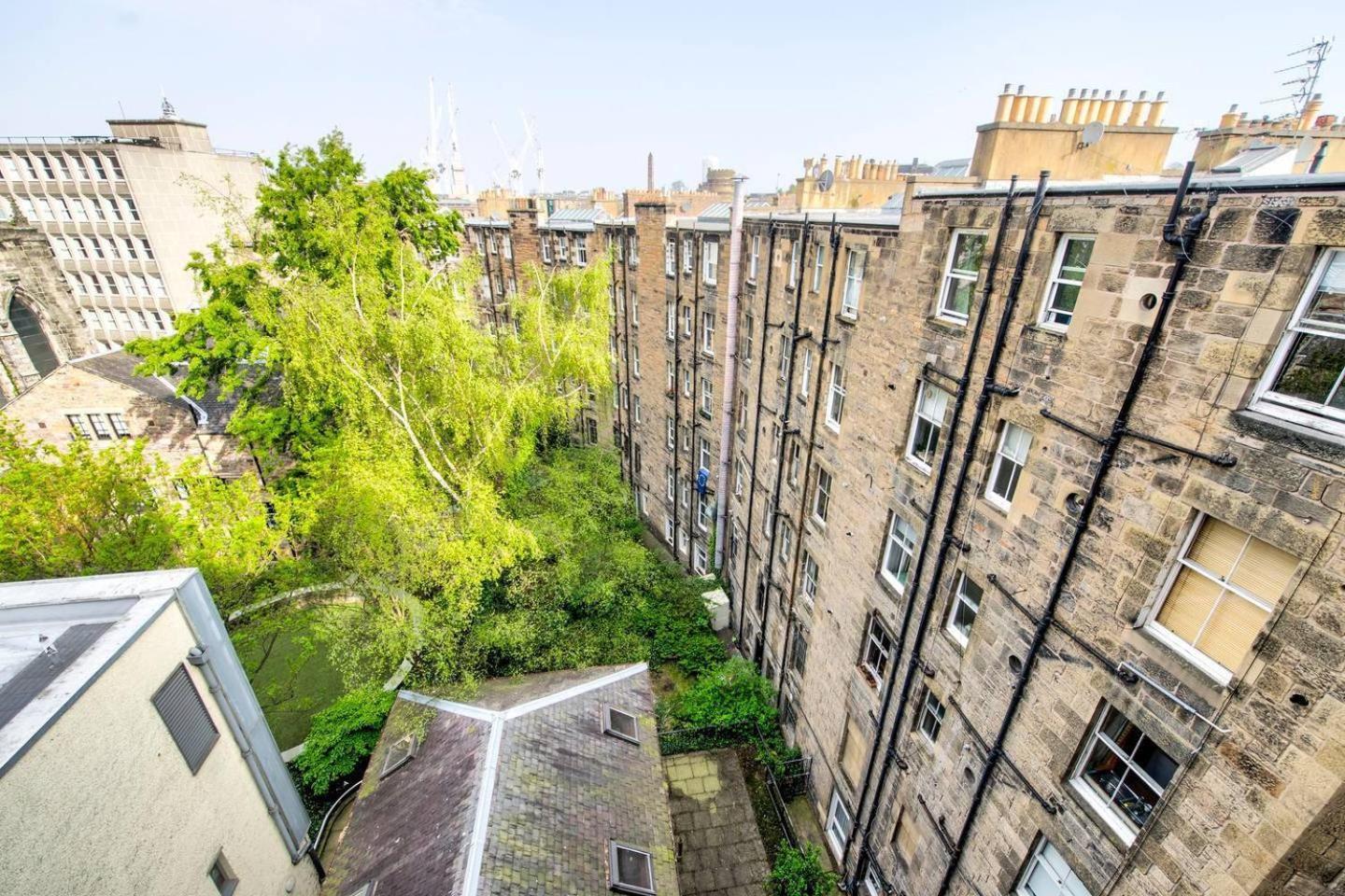 Guestready - Modern 2Br Home On The Royal Mile! إدنبرة المظهر الخارجي الصورة